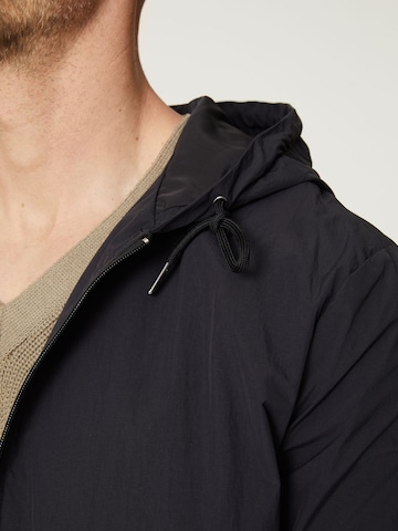 DAN FOX APPAREL Between-Season Jacket 'Aras' in Black