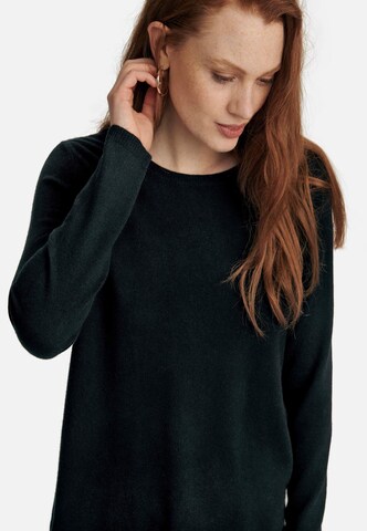 include Sweater in Black