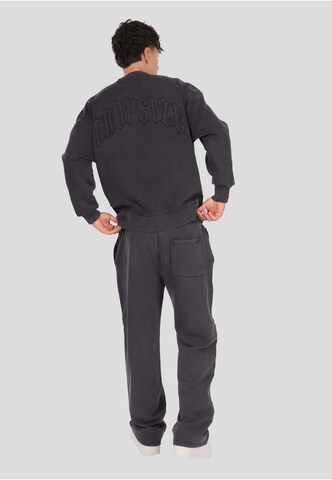 Dropsize Sweatshirt in Schwarz