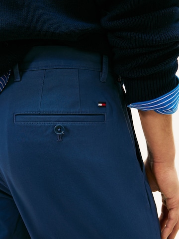TOMMY HILFIGER Szabványos Chino nadrág 'DENTON ESSENTIAL' - kék