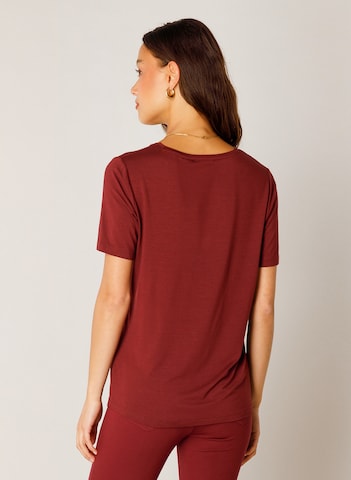 BASE LEVEL Shirt in Rot