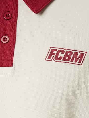 FCBM - Camiseta 'Aiden' en blanco