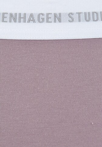 String Copenhagen Studios en violet