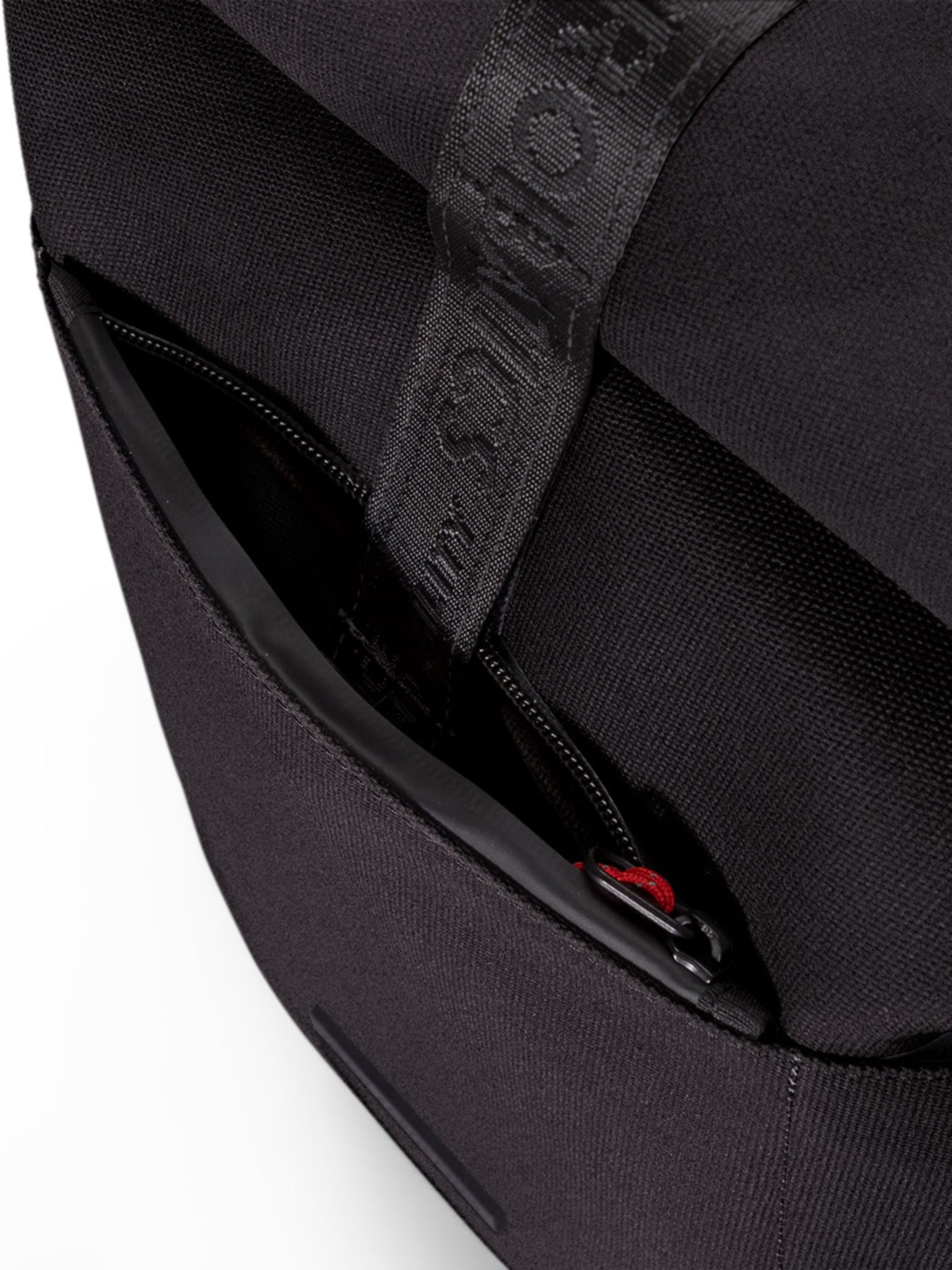 melns Ucon Acrobatics Mugursoma