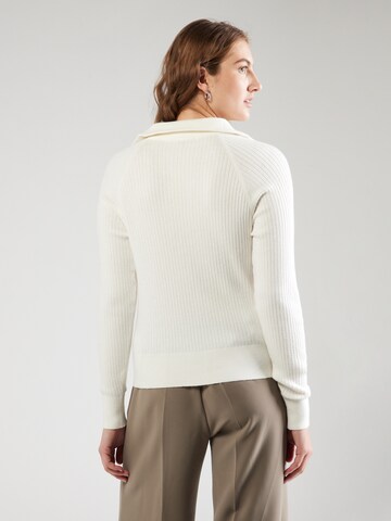 QS Sweater in Beige