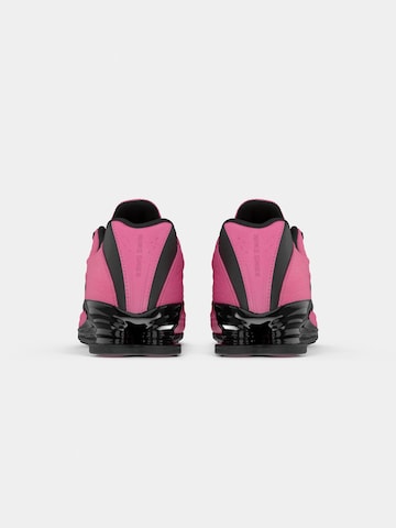 Baskets basses 'SHOX Z' Nike Sportswear en rose