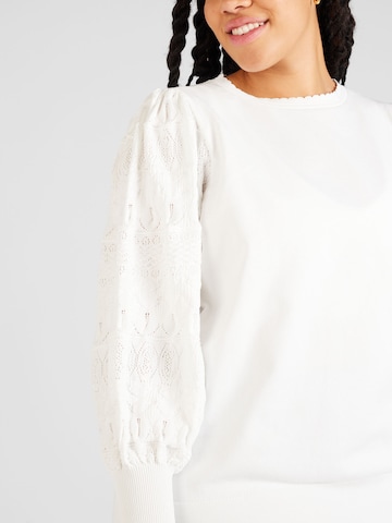 ONLY Curve Sweater 'MELITA' in White