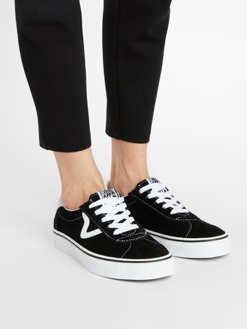 Baskets basses VANS en noir : devant