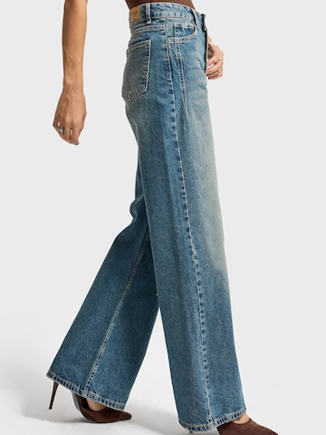IT'S BASIC Wide leg Jeans 'Olea Wide High Rise Jeans' in Blue