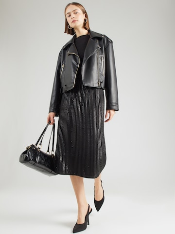 COMMA Seelik, värv must