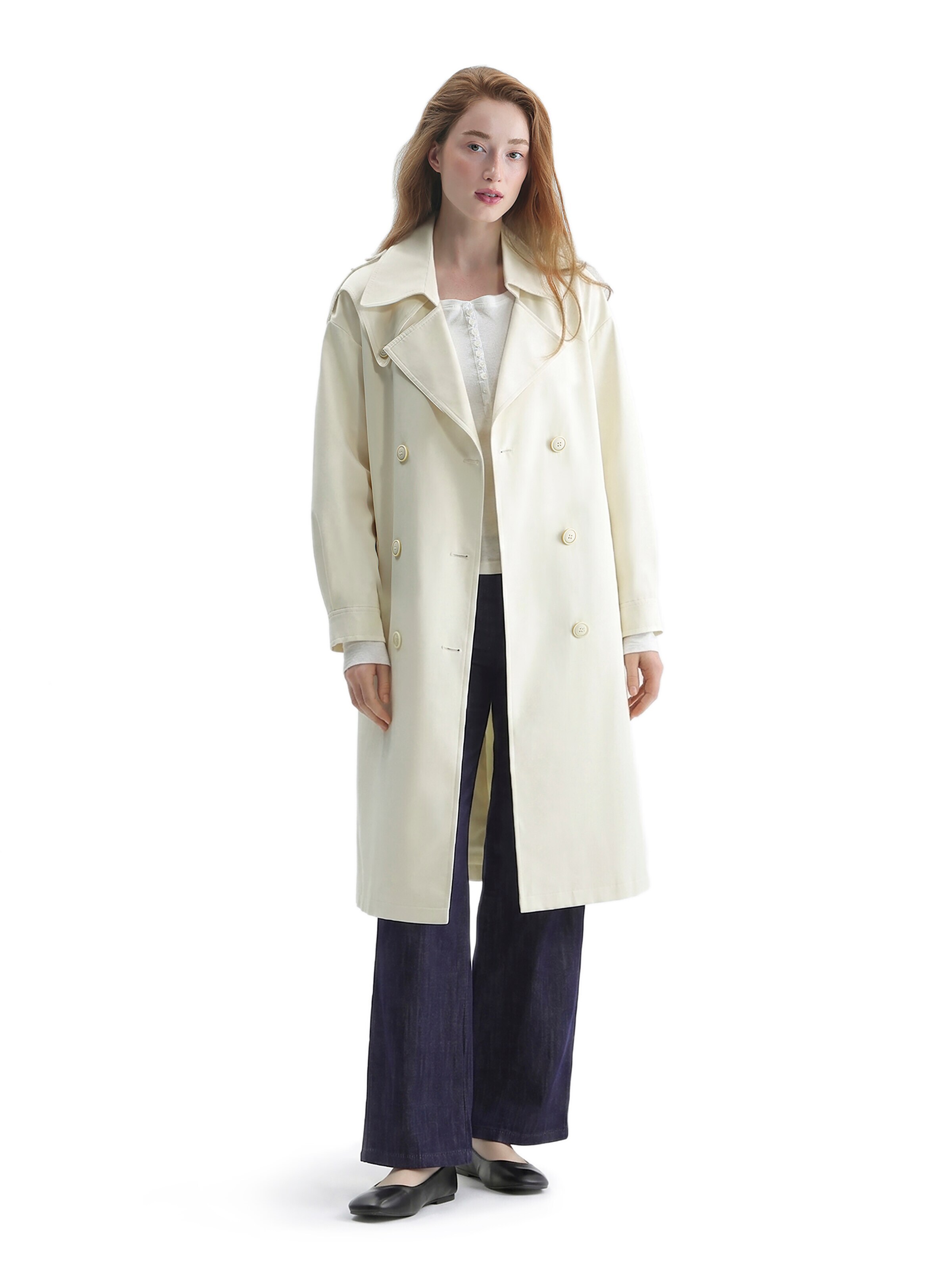 TorWeit Between-Seasons Coat 'Long Trench Coat' in White