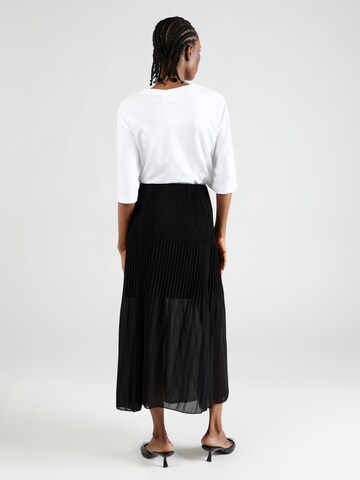Sublevel Skirt in Black