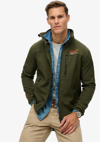 Superdry Performance Jacket in Green: front
