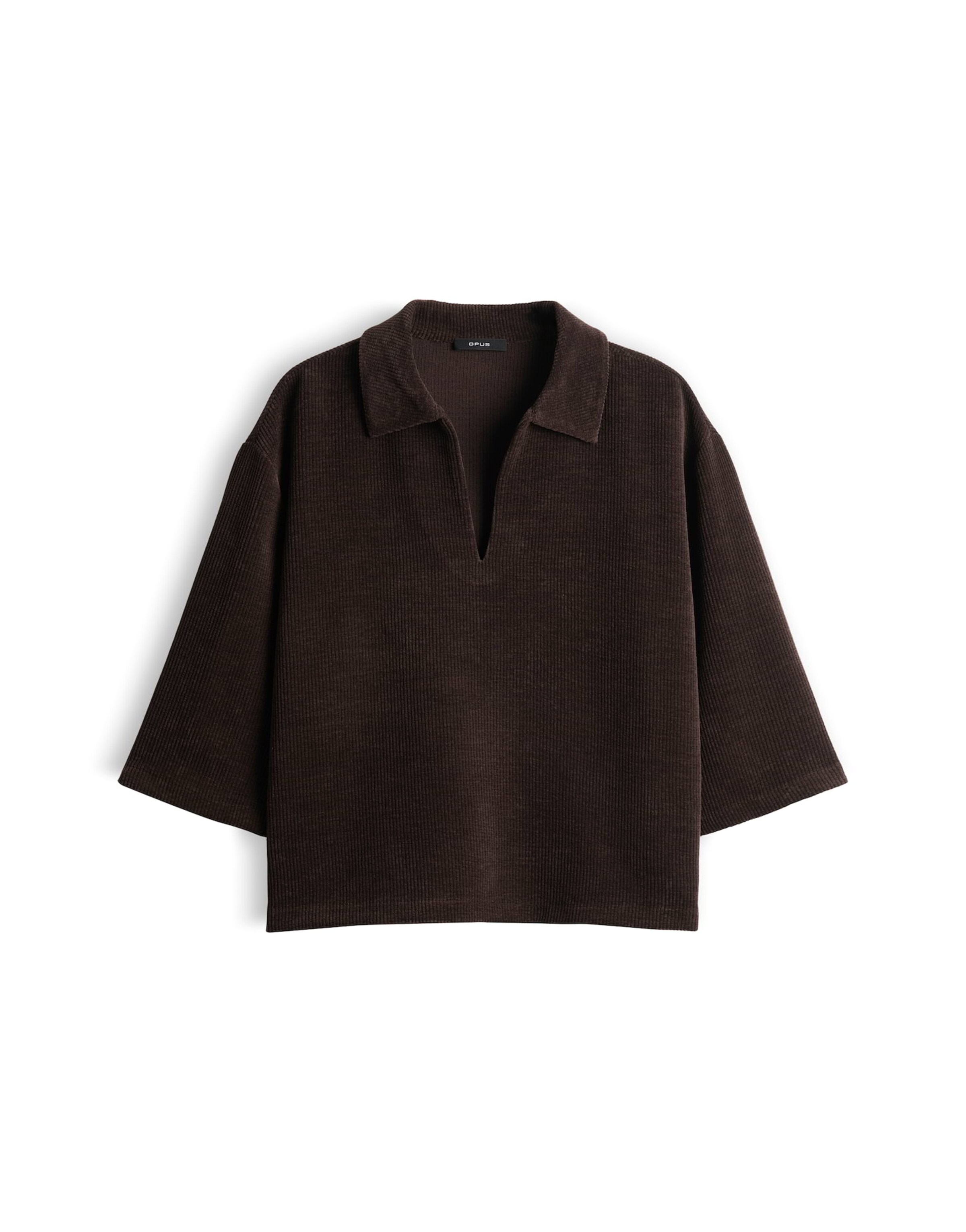 Tricou 'Gicky' de la OPUS pe maro: față