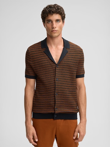 Coupe regular Chemise 'Adrian' STRELLSON en marron : devant