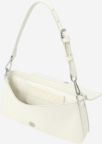 regular Borsa a spalla di Calvin Klein in bianco