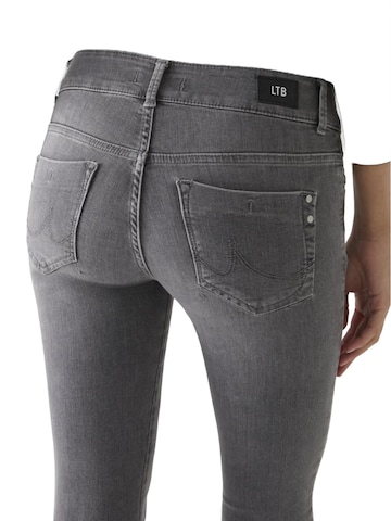 Coupe slim Jean LTB Jeans en gris