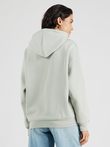 STUDIO SELECT Sweatshirt 'Ruby' in Grün