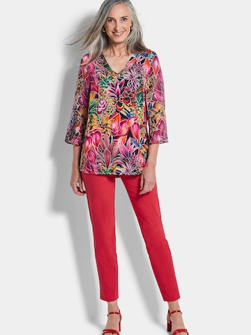 Goldner Slim fit Trousers in Red