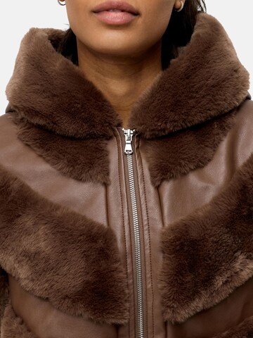Tazzio Übergangsjacke 'F803' in Braun