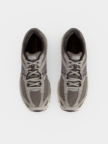 Nike Sportswear Nizke superge 'AIR MAX MOTO 2K' | siva barva