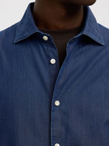 Coupe regular Chemise SELECTED en bleu