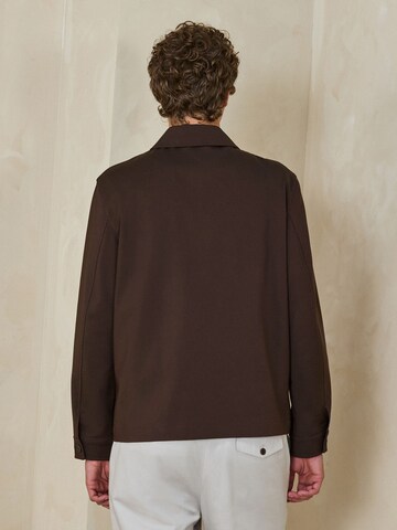 Next Jacke in Braun