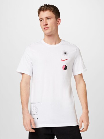 Nike Sportswear - Camiseta en blanco: frente