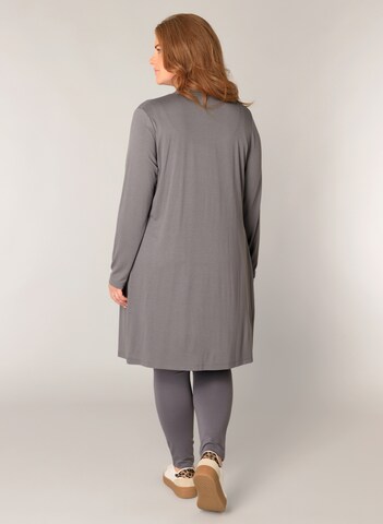 BASE LEVEL CURVY Knit Cardigan in Grey