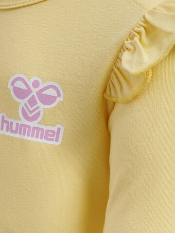 Barboteuse / body 'MIRABEL' Hummel en jaune