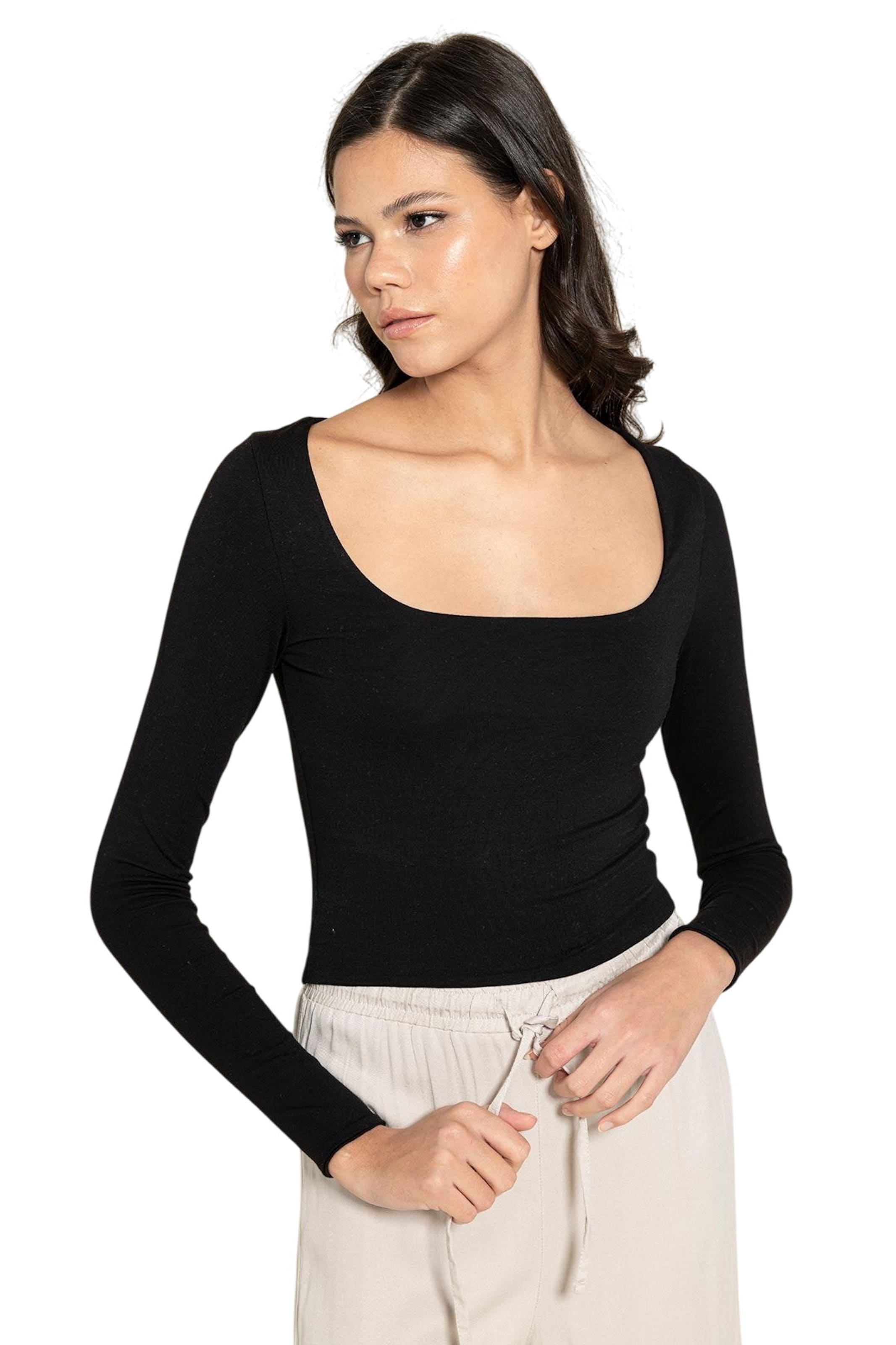 For You Moda Shirt in Black: front