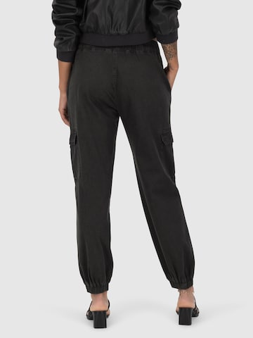 Alife and Kickin Tapered Cargo trousers 'Angelique' in Black