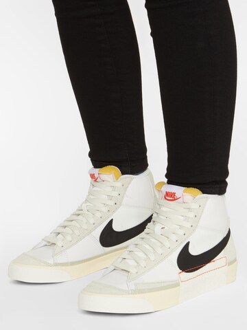 Sneaker alta 'Blazer Mid Pro Club' di Nike Sportswear in bianco: frontale