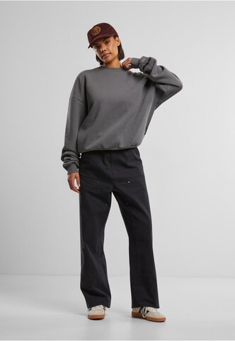 Prohibited Sweatshirt in Grau