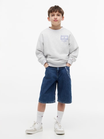 TOMMY HILFIGER Sweatshirt in Grijs