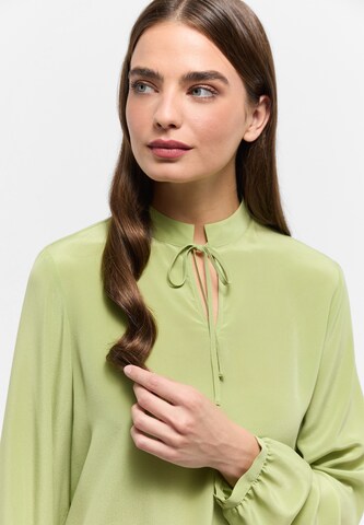 ETERNA Blouse in Green