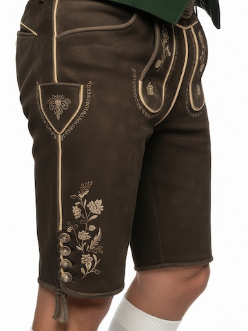 Regular Pantalon folklorique 'Calle' Krüger Buam en marron