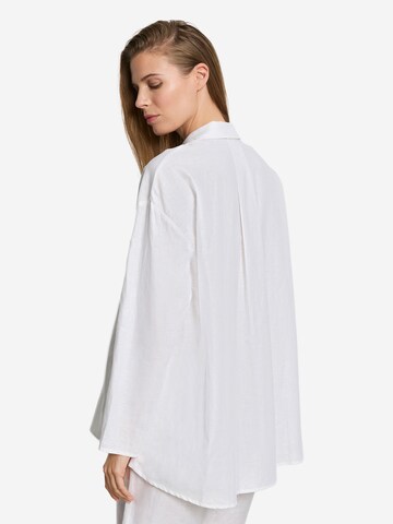 Hanro Langarmbluse ' White Essentials ' in Weiß