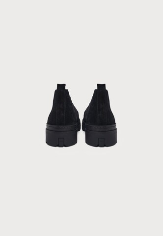 Copenhagen Studios Мъжки боти Chukka '481' в черно: отзад