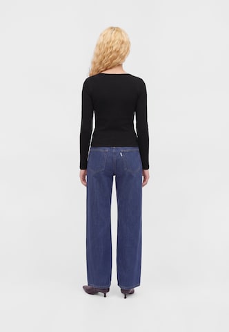 Calvin Klein JeansMajica - crna boja: stražnji dio