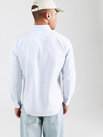 Coupe regular Chemise Abercrombie & Fitch en bleu