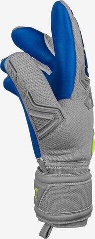 REUSCH Athletic Gloves in Grey
