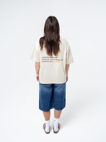 BAYSIDE BOUND Shirt 'THE SUNRISE UNISEX BOXY TEE'‌‌‌‌‌‌‌‌‌‌ in Beige