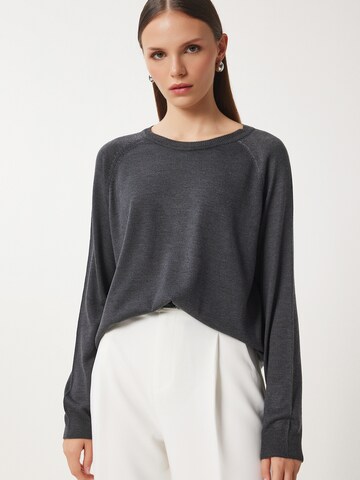 Pull-over Happiness İstanbul en gris : devant