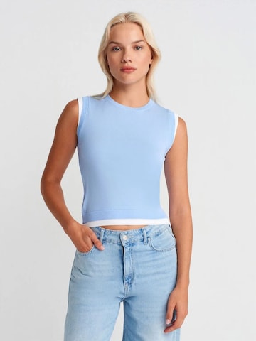 Dilvin Blouse 'Blusen' in Blue: front
