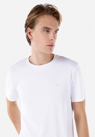 Colin's Shirt in Wit