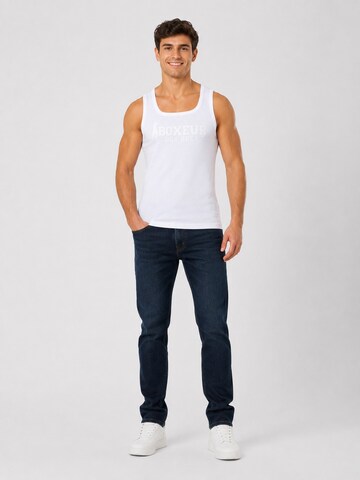 Boxeur des Rues Shirt in White