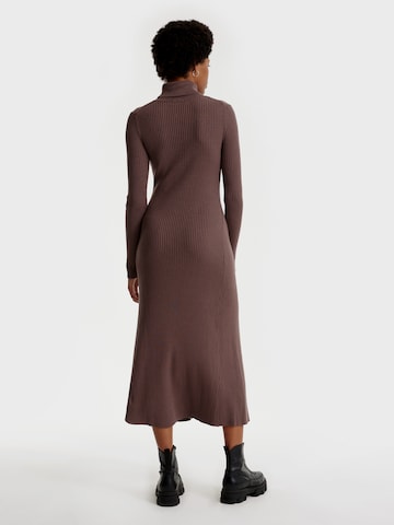 EDITED Dress 'Niah' in Brown
