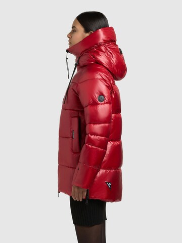 sarkans khujo Ziemas jaka 'Cara'