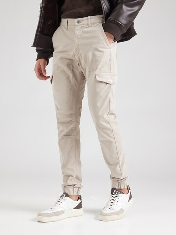 GUESS Tapered Hose 'NEW KOMBAT' in Grau: Vorderseite